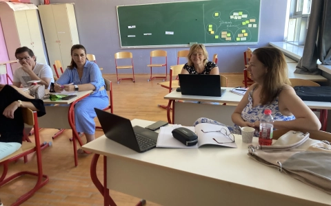 Hungary Expert courses